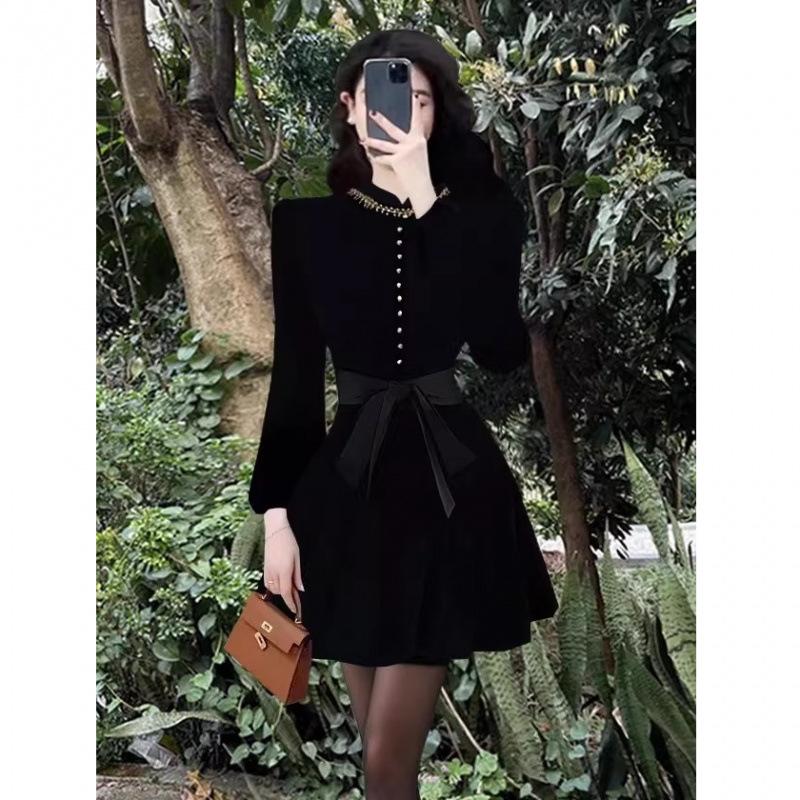New daughter black velvet long-sleeved dress autumn short birthday dress little black dress tide