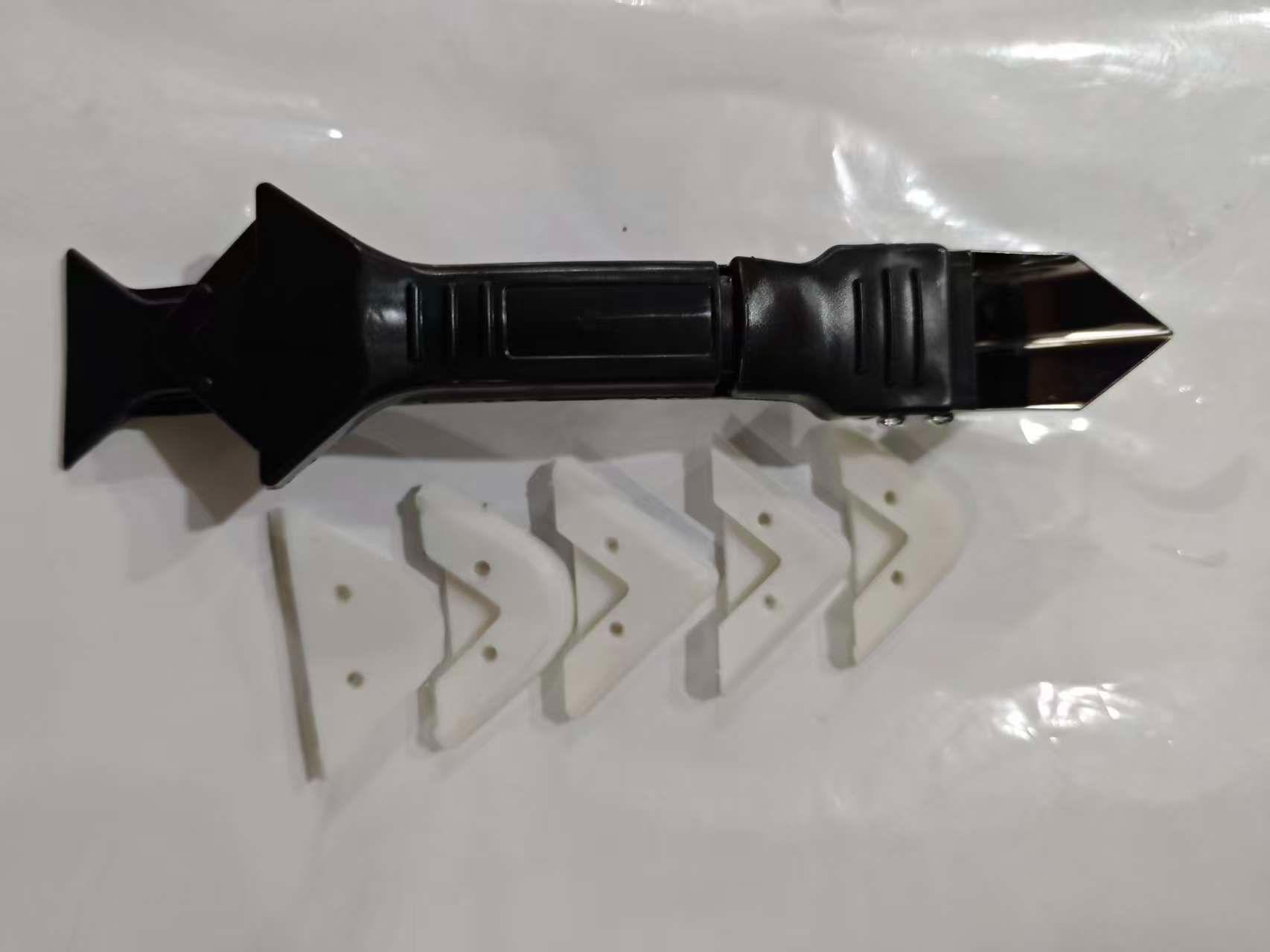 Multifunctional Glue Scraper & Caulking Removal Tool