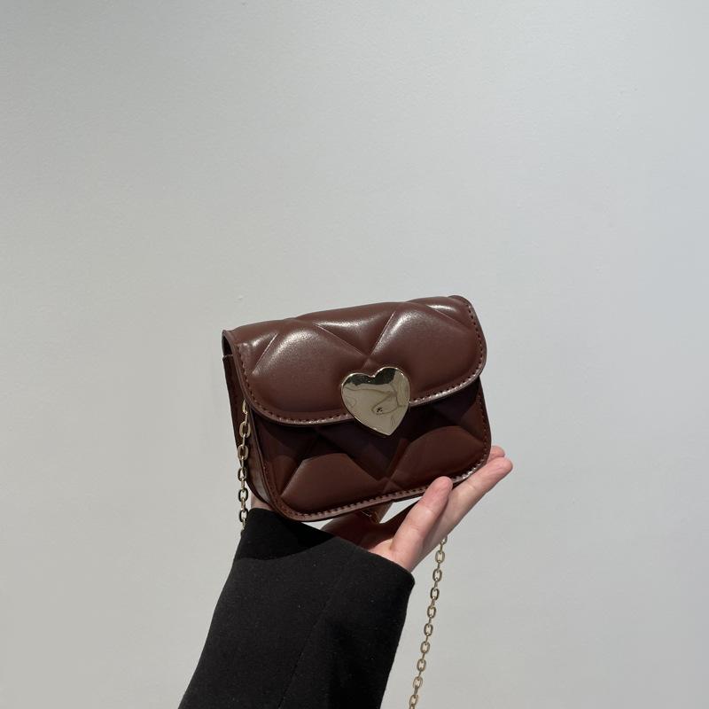 

Women s solid color simple shoulder bag 2025 high-end new chain bag, popular messenger bag this year, small square bag for women коричневый