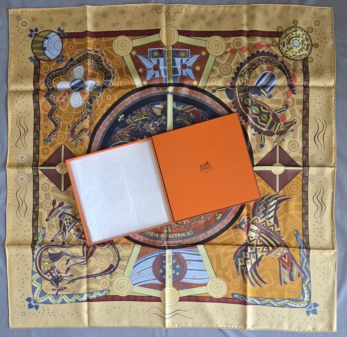 HERMES Carré 90 REVE D AUSTRALIE Le Jeu des Petits Bonheurs Silk Scarf Multicolor Made in France Women s Box Unused