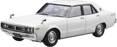 Aoshima Bunka Kyozai Model Samochodu 47 Nissan GC110 Skyline 2000GT Model Plastikowy (AOSHIMA) Nie. 1/24 '72