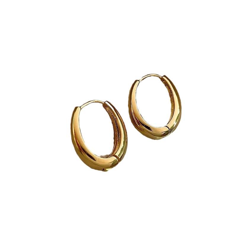 Geometric Pearl Earrings: Light Luxury & Niche High-End Accessories