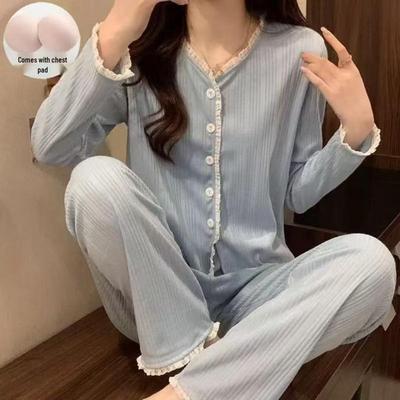 Haine pentru casă și somn – Pijamale și compleuri de dormit