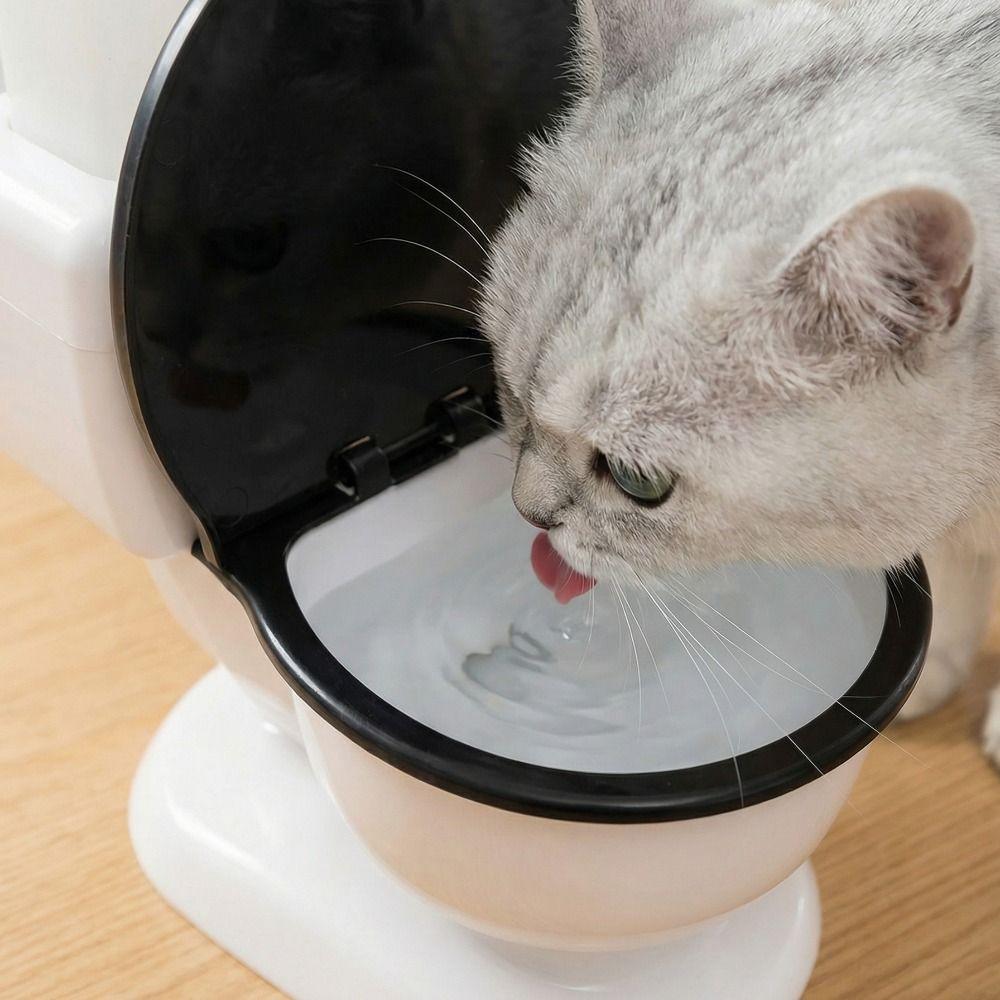 Toilet Shape Pet Water Dispenser 650 ML Detachable Cat Water Bowl with Lid Simulation Closestool Pet Food Bowl For Cats Dogs