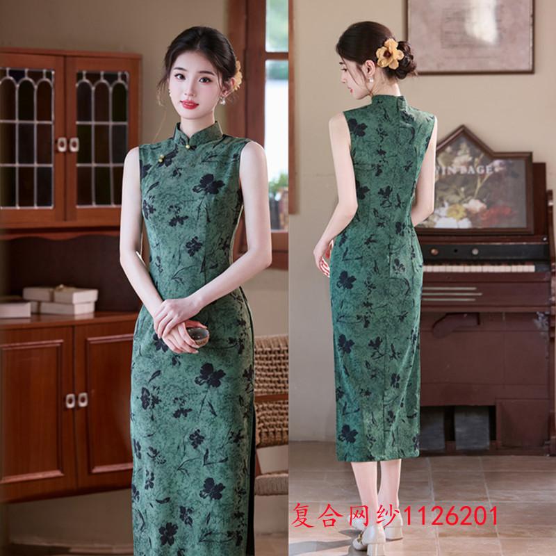 Green mesh yarn new Chinese Hong Kong style sleeveless long cheongsam 1011 summer new slim and thin young girl