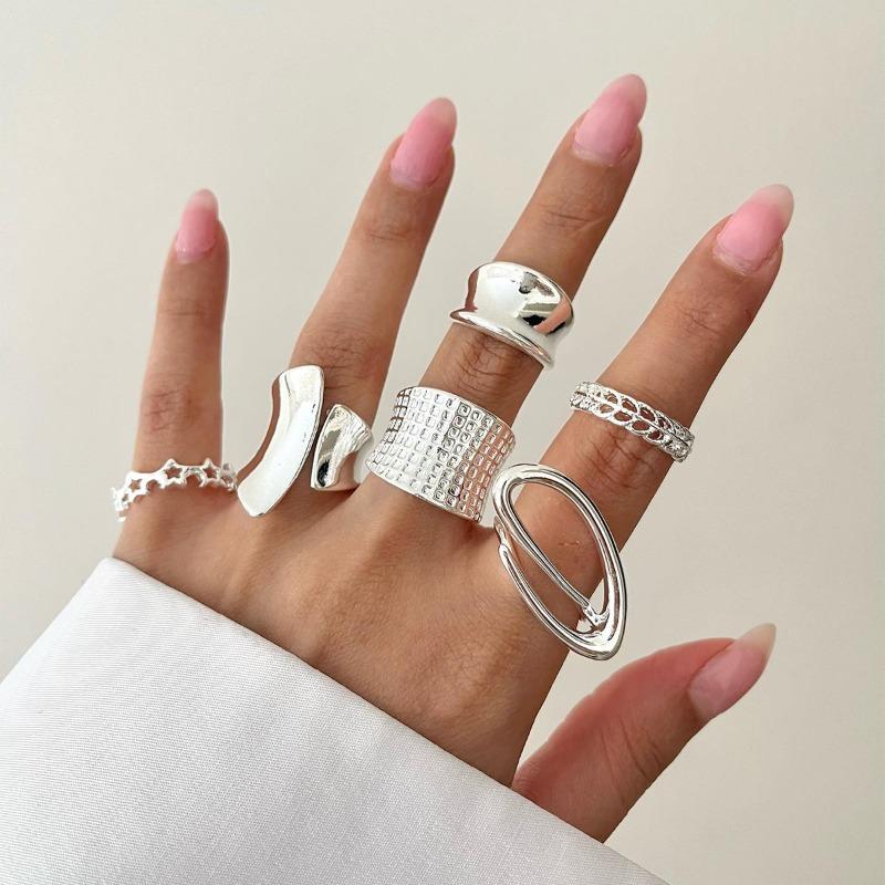 

Набор колец, женские украшения, нишевый дизайн, легкая роскошь, высококачественные глянцевые украшения, кольцо, персонализированные аксессуары.