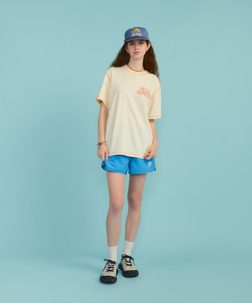 HELLO SUNRISE Hs Doodle Typo Stitch Tee_Cream