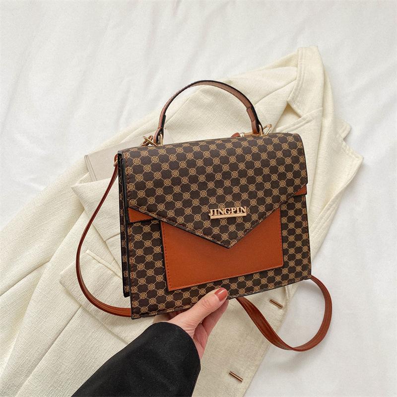 

Температура и модная зимняя новая простая повседневная сумка на одно плечо с поперечным скольжением для работы и поездок на работу маленькая квадратная сумка в тренде