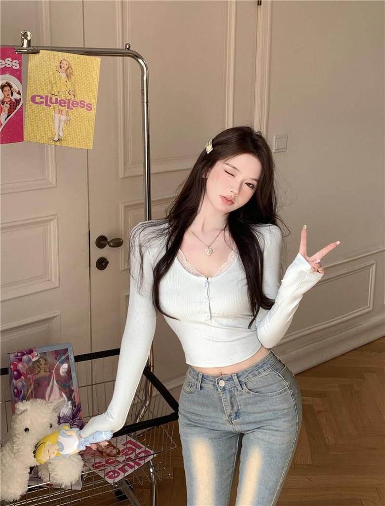 Sweet & Spicy Lace Patchwork Long Sleeve T-shirt - Women's Autumn/Winter Korean Style Sexy Base Layer Top