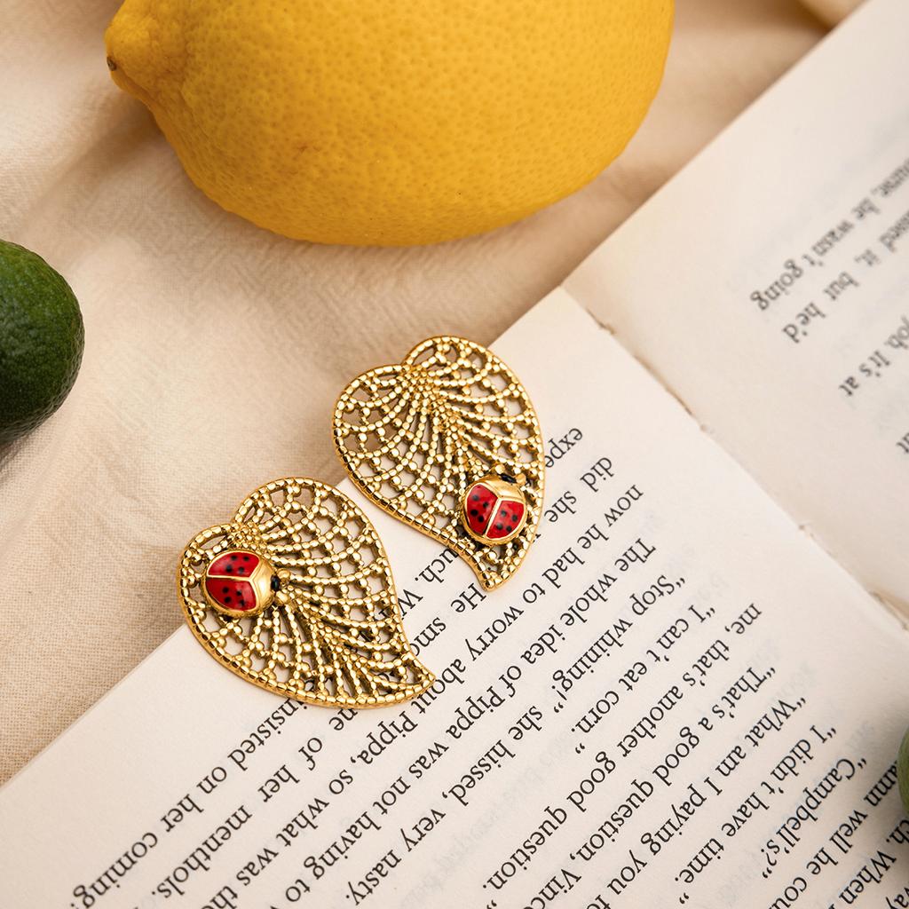 Light luxury niche high-end ladybug leaf earring jewelry