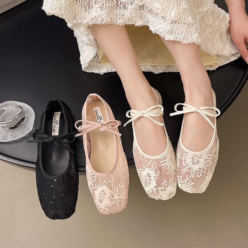Frühling Neue flache Schuhe für Frauen quadratischen Kopf flachen Mund Mesh Stoff Stickerei Schmetterling Knoten weiche Sohle einzelne Schuhe