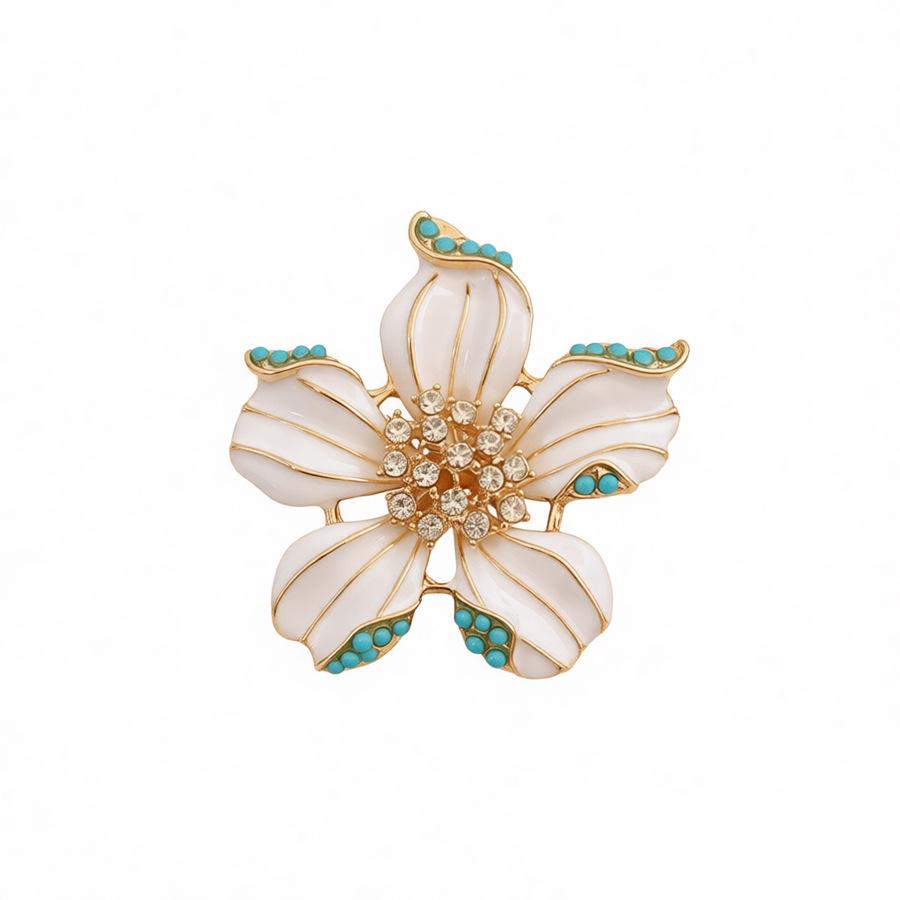 Female Medieval Bead Oil Drop Flower Collarbone Necklace