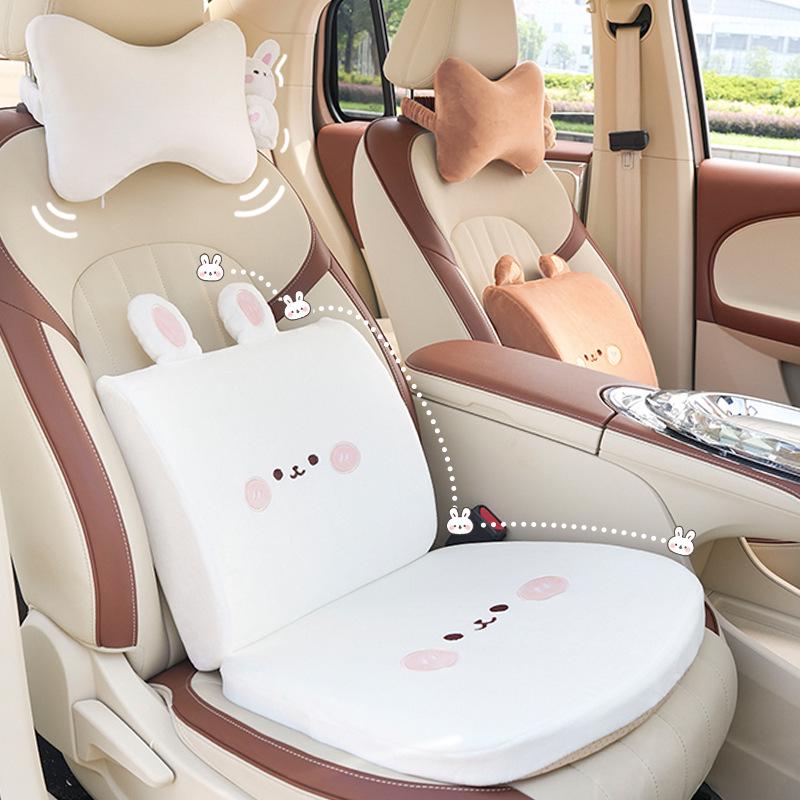 Four Seasons Universal Cartoon Bear Car Seat Cushion - Memory Foam Comfort