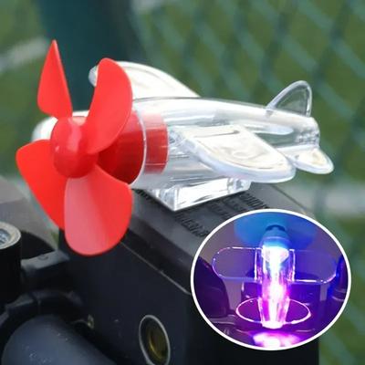 Avion Rotativ Alimentat de Vânt cu Lumină LED Mică Decorațiuni Avioane Stil Auto Ornamente Biciclete Motociclete Decorațiuni Biciclete