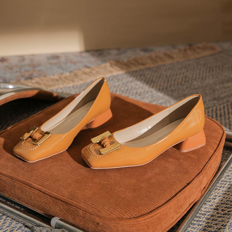 35503 Classic shallow mouth square head women's thick heel high heels metal buckle fashionable versatile and comfortable women's single shoes