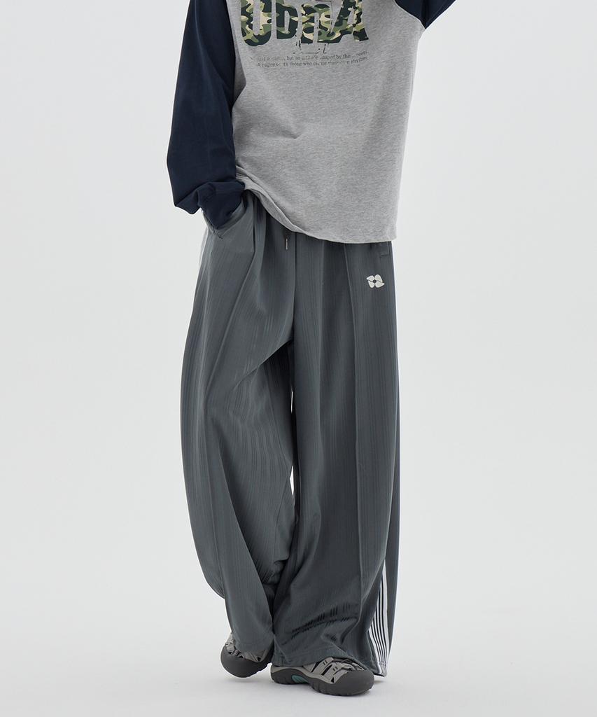 URBANAGE Balloon Fit Curved Line Track Pants_Khaki