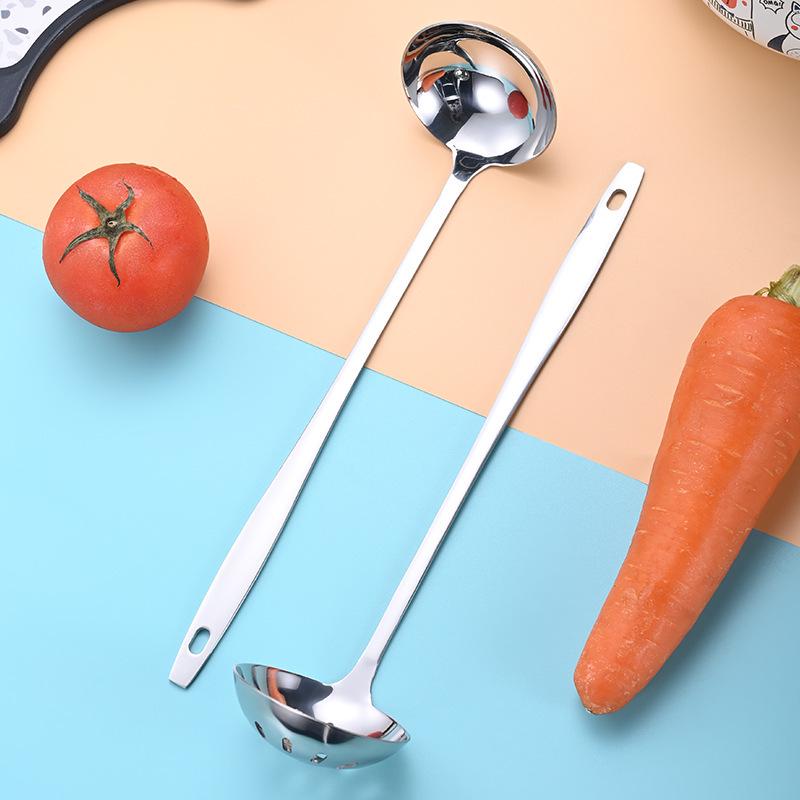 Verdickter geschlitzter Suppenlöffel aus Edelstahl mit Haken - Langer Griff, große und mittlere Größen für Hot Pot, Porridge, Servieren und Abschöpfen.