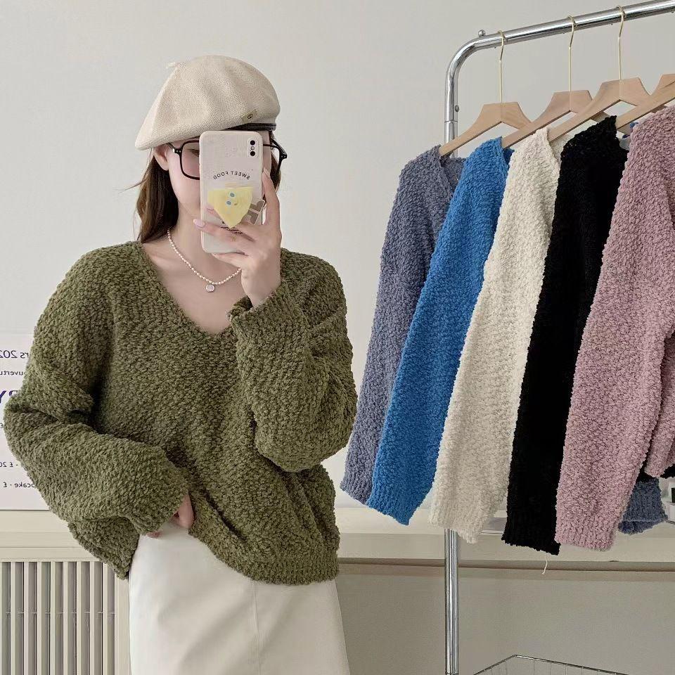 2023 Early Autumn V-Neck Chunky Knit Sweater - Women's Slim, Casual, and Simple Design