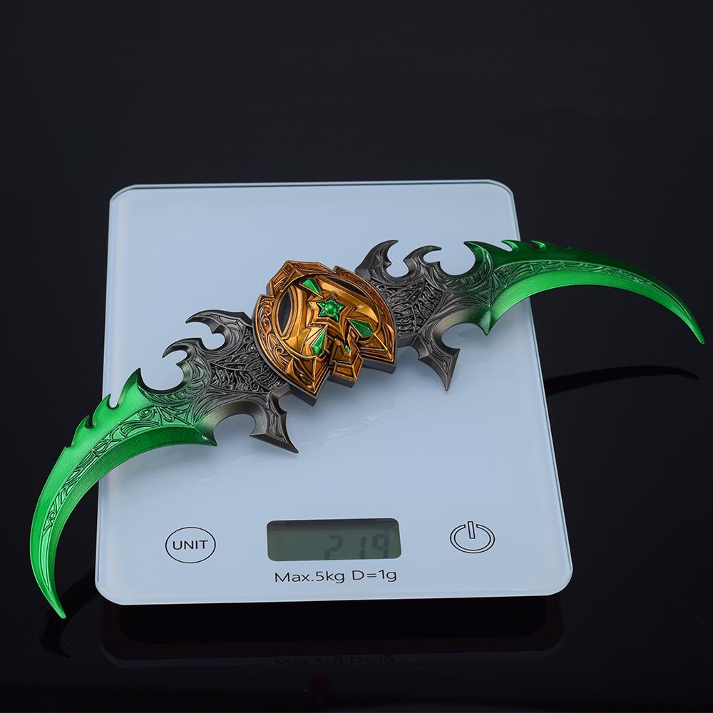 Ornamento modello di coltello a uovo con lama da guerra Ai Xinuosi a tema gioco Warcraft
