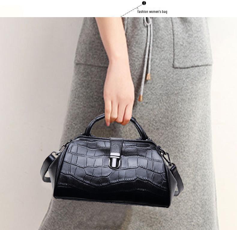 Retro Crocodile Grain Genuine Leather Doctor Bag - Large Capacity High-End Women's Handbag & Shoulder Bag