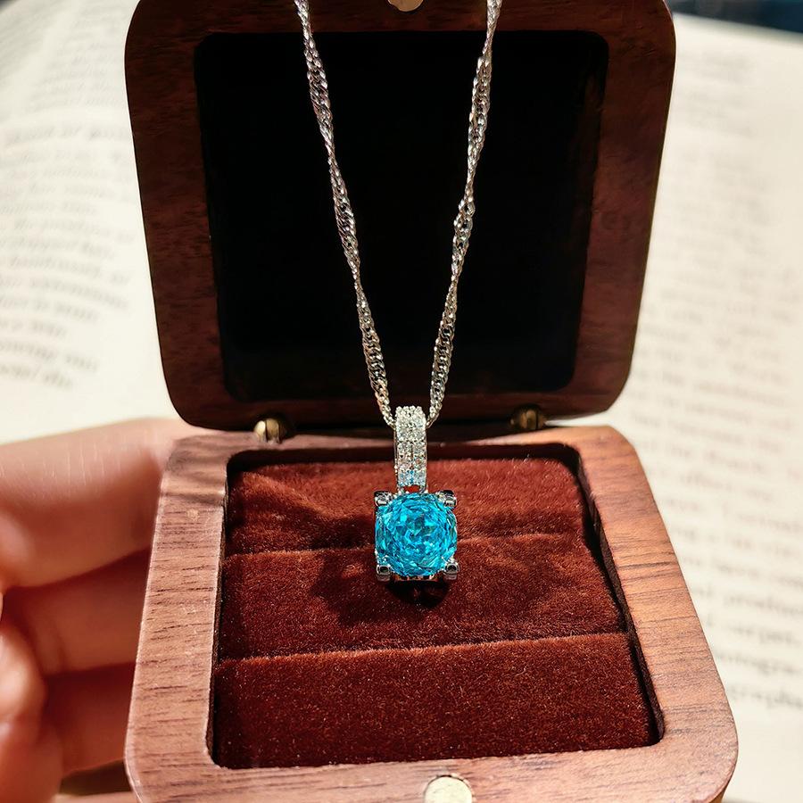 Classic Bull Head Star Anise Rose Cut Paraiba Pendant Necklace Colorful Diamond Stud Earrings Pink Diamond Ring Sea Blue Bracelet