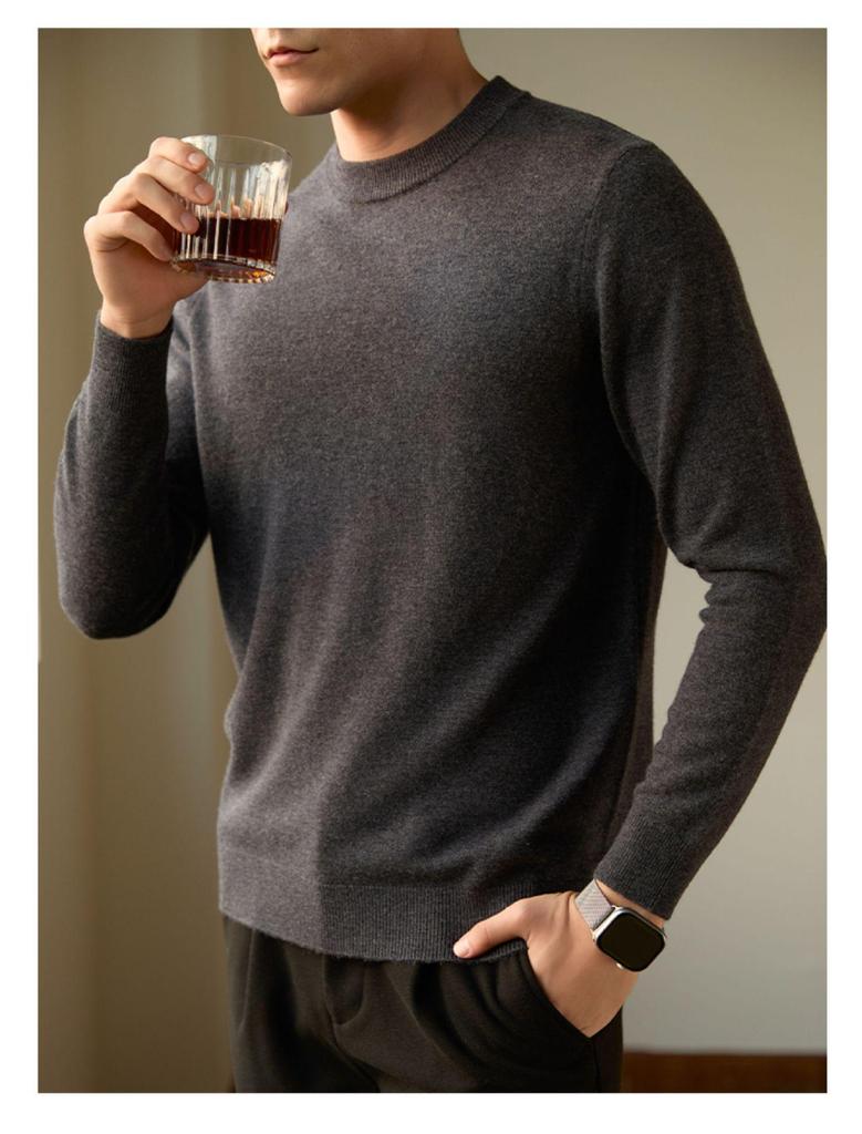 Men's Round Neck Knit Sweater: High-End Autumn Winter Style
