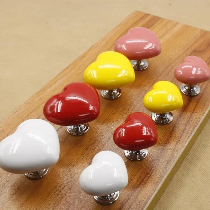 Broken Heart Shape Toilet Presser Self-Adhesive Rabbit Toilet Press Button Nail Protector Toilet Lid Handle Tank Flush Button