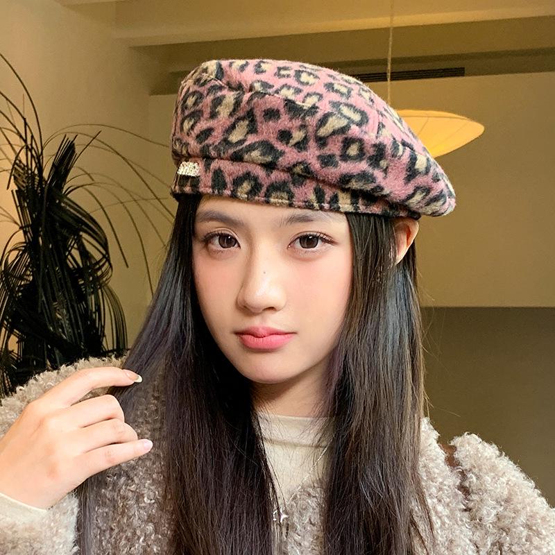 Leopard Print Artistic Beret for Women - Autumn/Winter Minimalist British Style Painter Hat