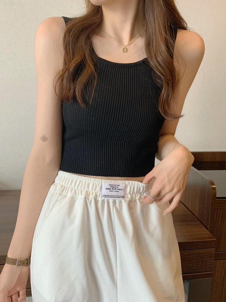 Women's Small Square Neck Sleeveless Knit Camisole - Summer Cropped Top