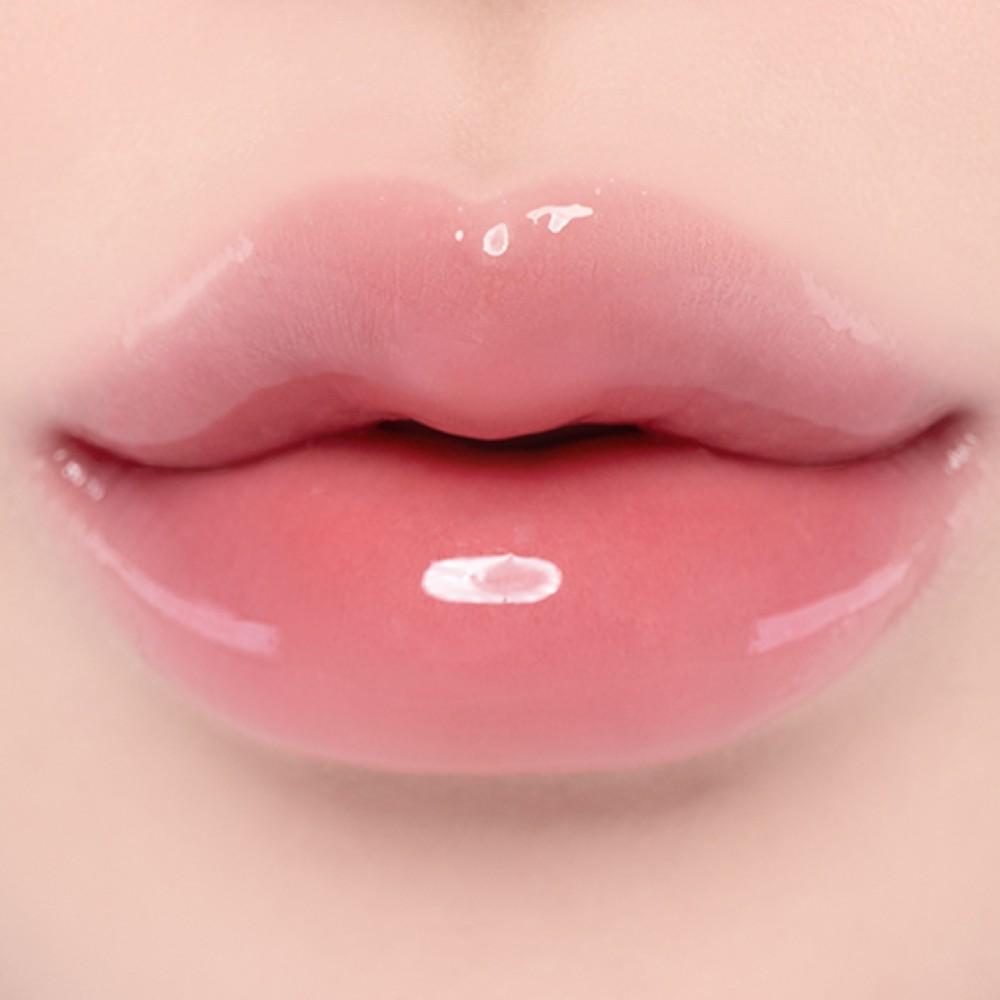 BANILA CO Volume Lip Plumper 3.8g (Choose between Maxi/Light)
