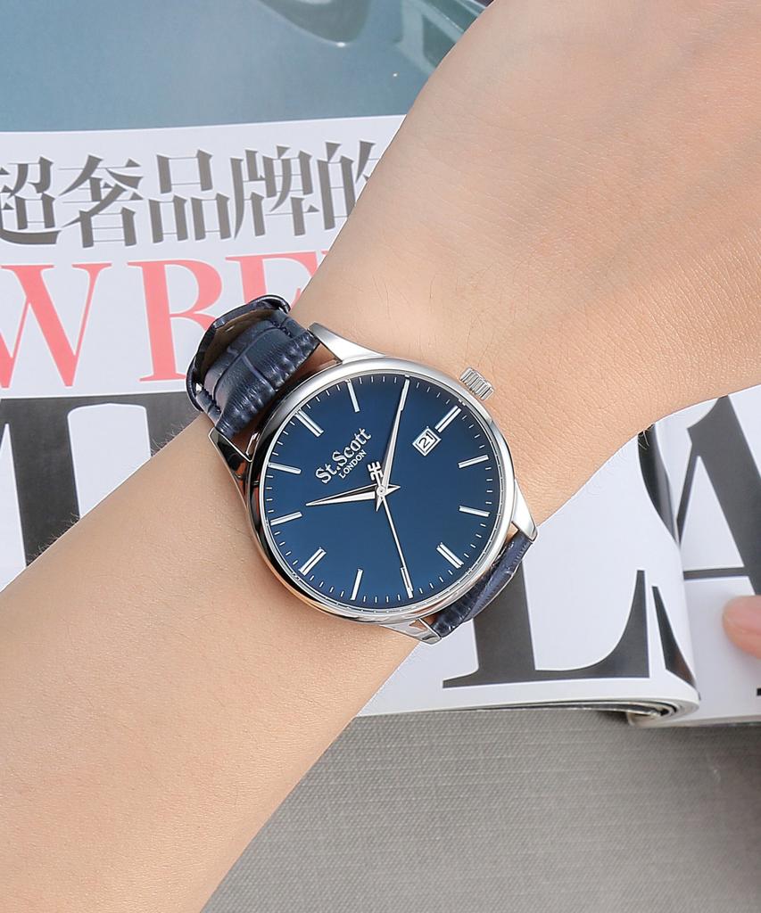 Seinteuseukoteuleondeon Simple Line Date Leather Watch - Silver Blue / St7109L-Sll