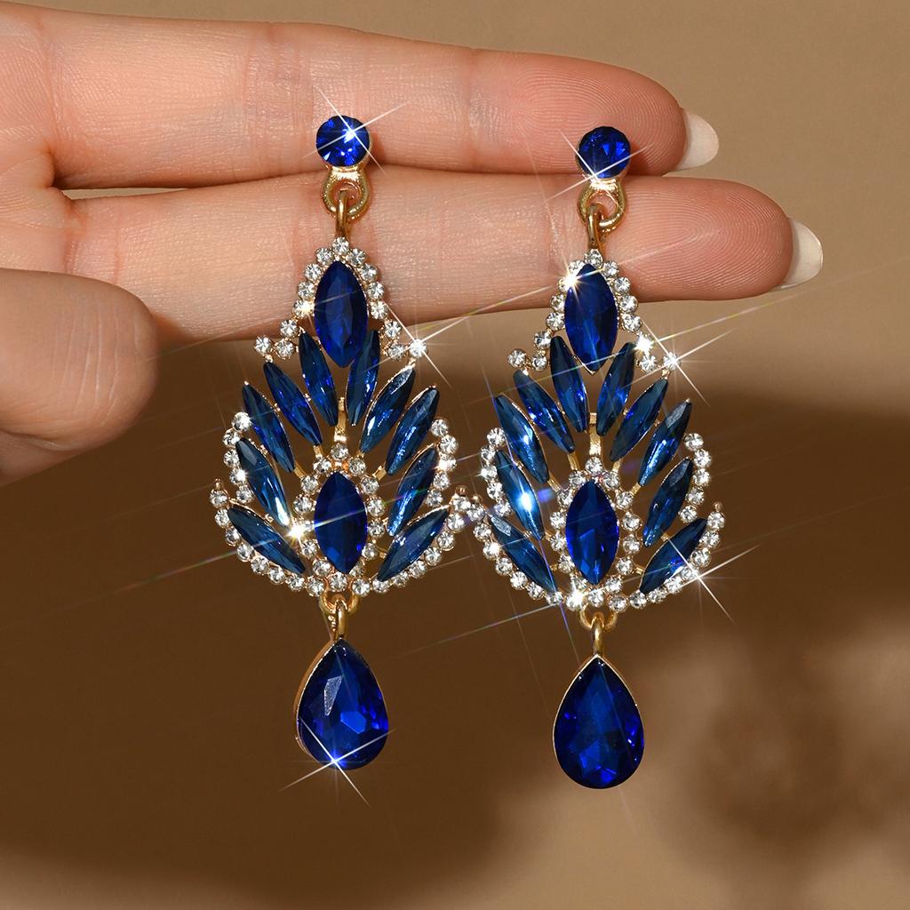 Gioielli per Orecchie Atmosferici di Lusso Leggero Incastonati di Diamanti Design di Nicchia Senso di Stile Orecchini Esagerati Temperamento alla Moda Orecchini da Celebrità