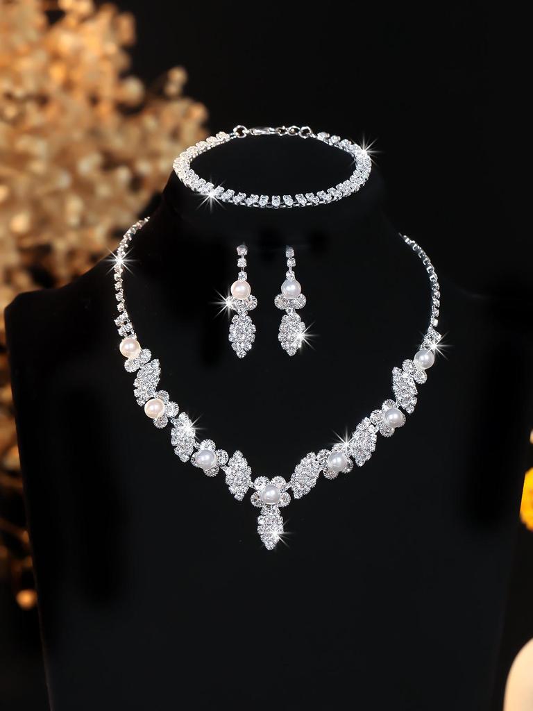 European Style Diamond-Inlaid Evening Necklace & Jewelry Set for Brides