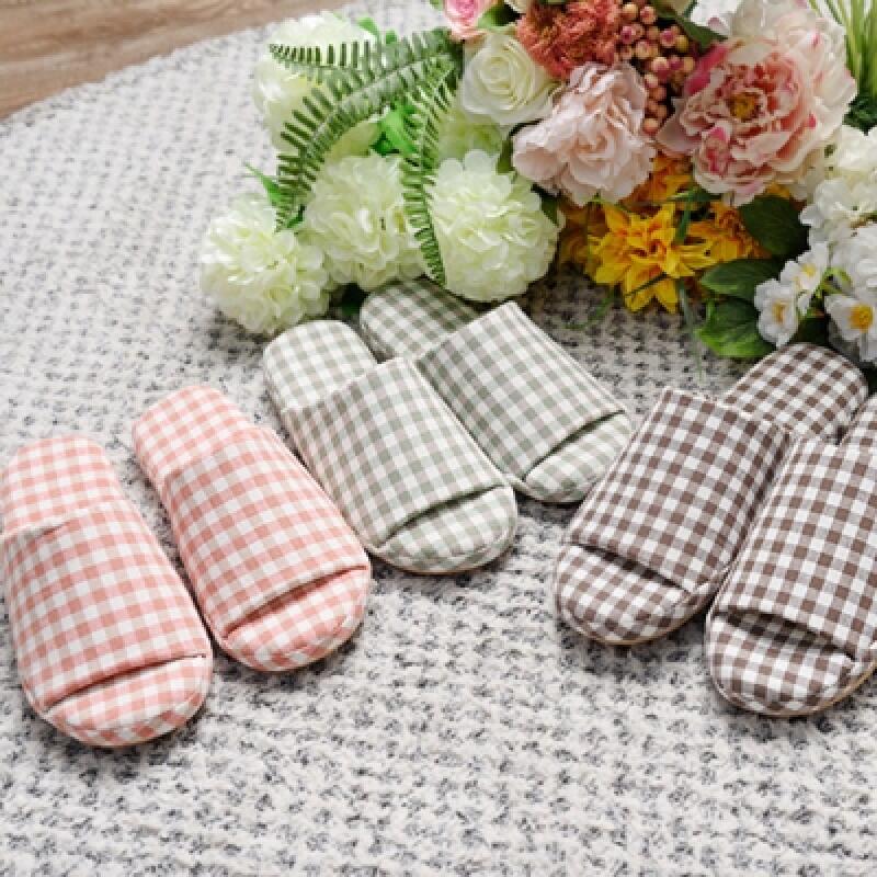 

A-16 Cozy Color Check Indoor Shoes Brown (Men s Free)