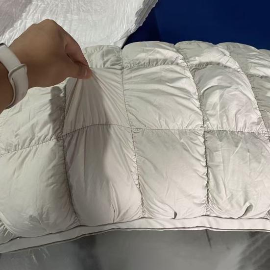 Everyday Use Pillow Puff Cooling Pillow, Soft Breathable Quilted Sleeping Machine Cool Touch Washable, Fluffy Cloud-like for Side And Back Sleepers