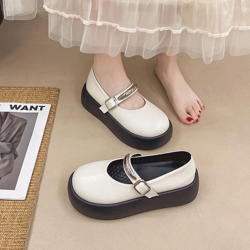 Ein Wort mit Mary Jane Einzelschuhe Damen Sommer neue lässige vielseitige Einzelschuhe Oberbekleidung Plateau ein Pedal Einzelschuhe