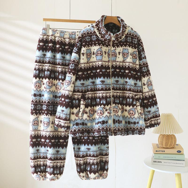 Winter Thickened Women's Flannel Warm Muffin Velvet Women's Loose Large Size Loungewear Pajamas Set Can Be Worn Outside