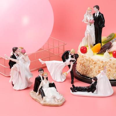 Valentinstag Verlobungsdeko Hochzeitsdekoration Partyzubehör Figur Geschenk Braut&Bräutigam Paar Synthetisches Harz Tortenaufsatz