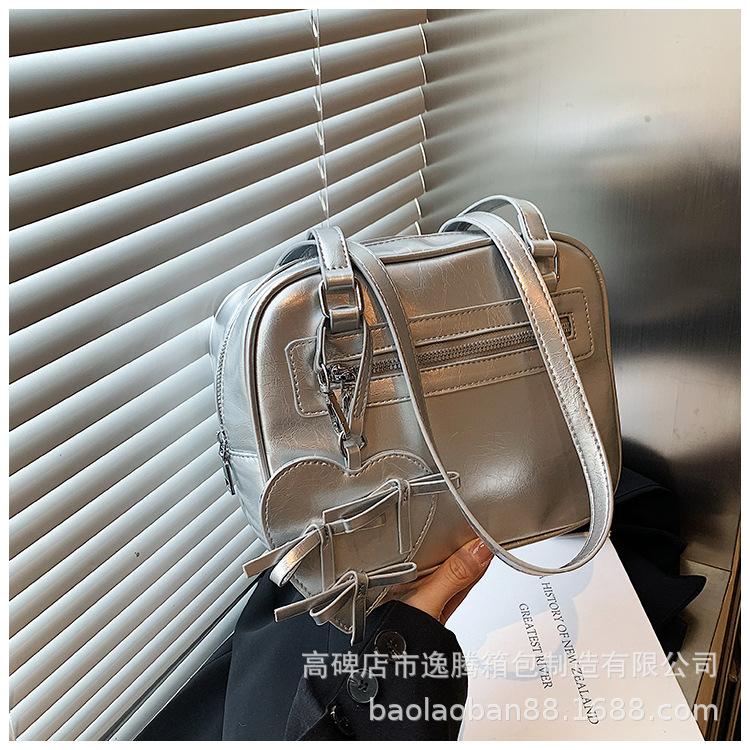 

Елітна жіноча сумка-ніша 2024, нова модна жіноча портативна маленька квадратна сумка через плече срібний