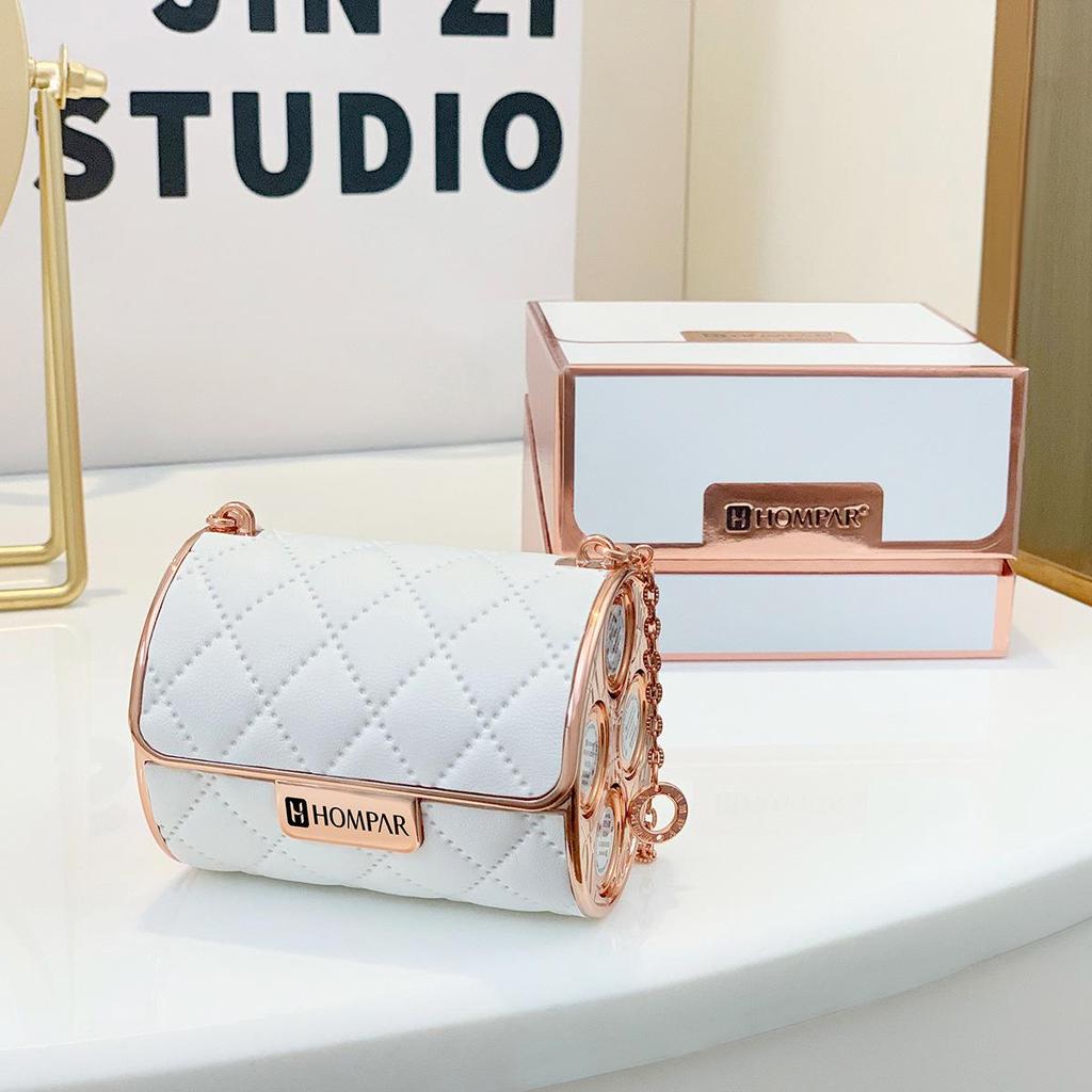 Hanbeier Luxury Leather Handbag & Lipstick Gift Set - Non-Fading, Soft Mist, Moisturizing, Four-Piece Collection