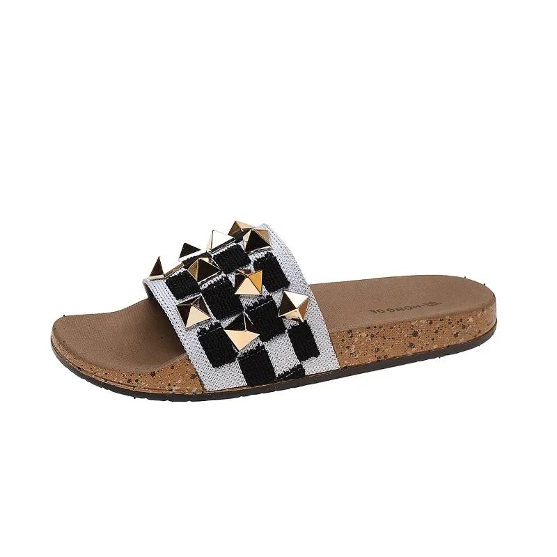 Fashion Shoes for Women 2025 New Summer Best Seller Flat Slippers Hot Sale Open Toe Slippers Fashion Rivet Daily Comfortable Slippers