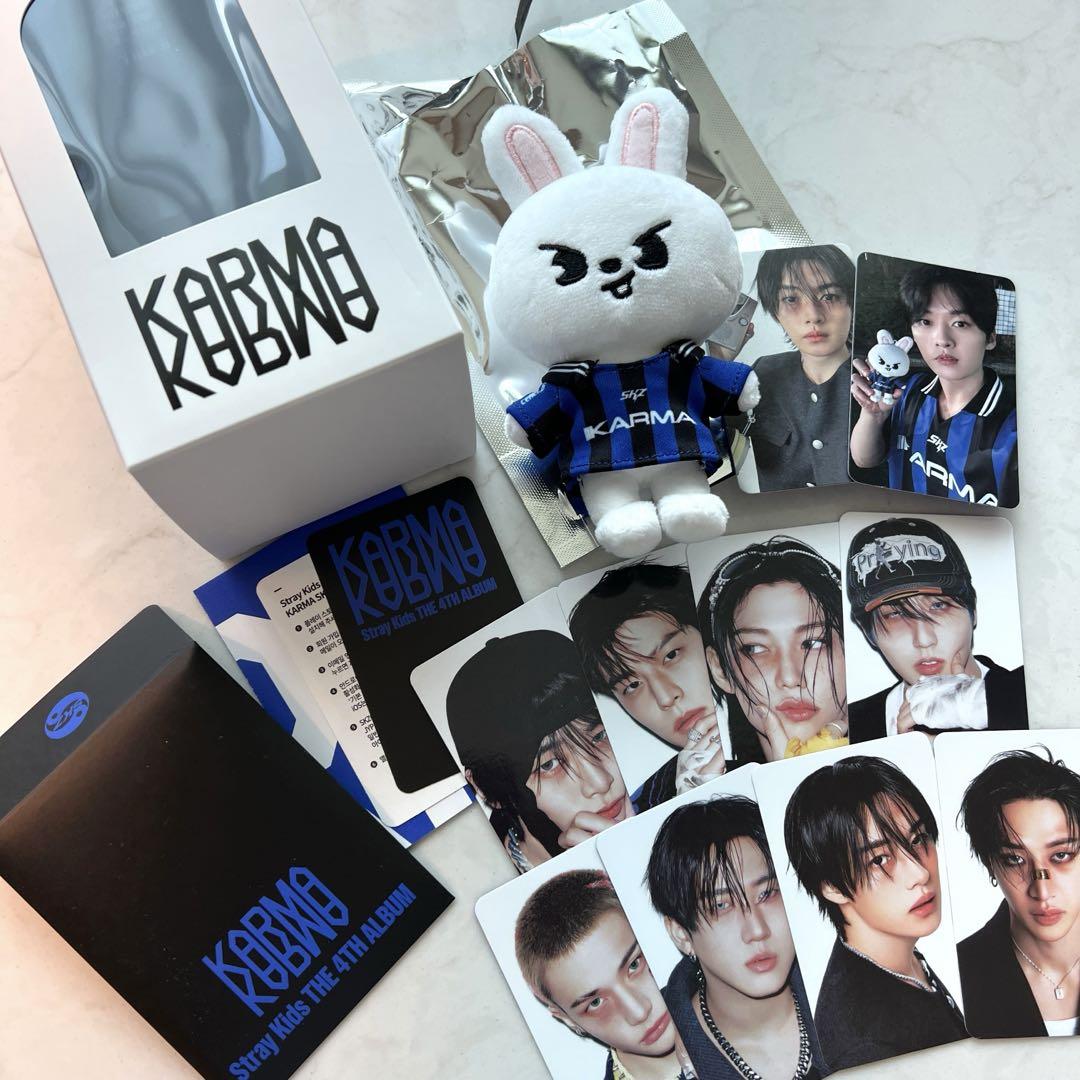 

[USED] Stray Kids KARMA Pop-Up SKZOO Full Comp Reno