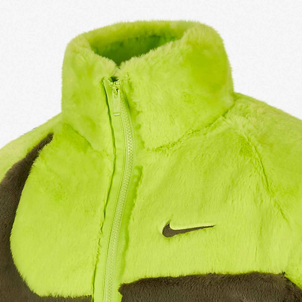 Nike Sportswear Swoosh Logo Faux Fur Mink Velvet Regular Fit Jacket Men Outerwear Green DH6685-322