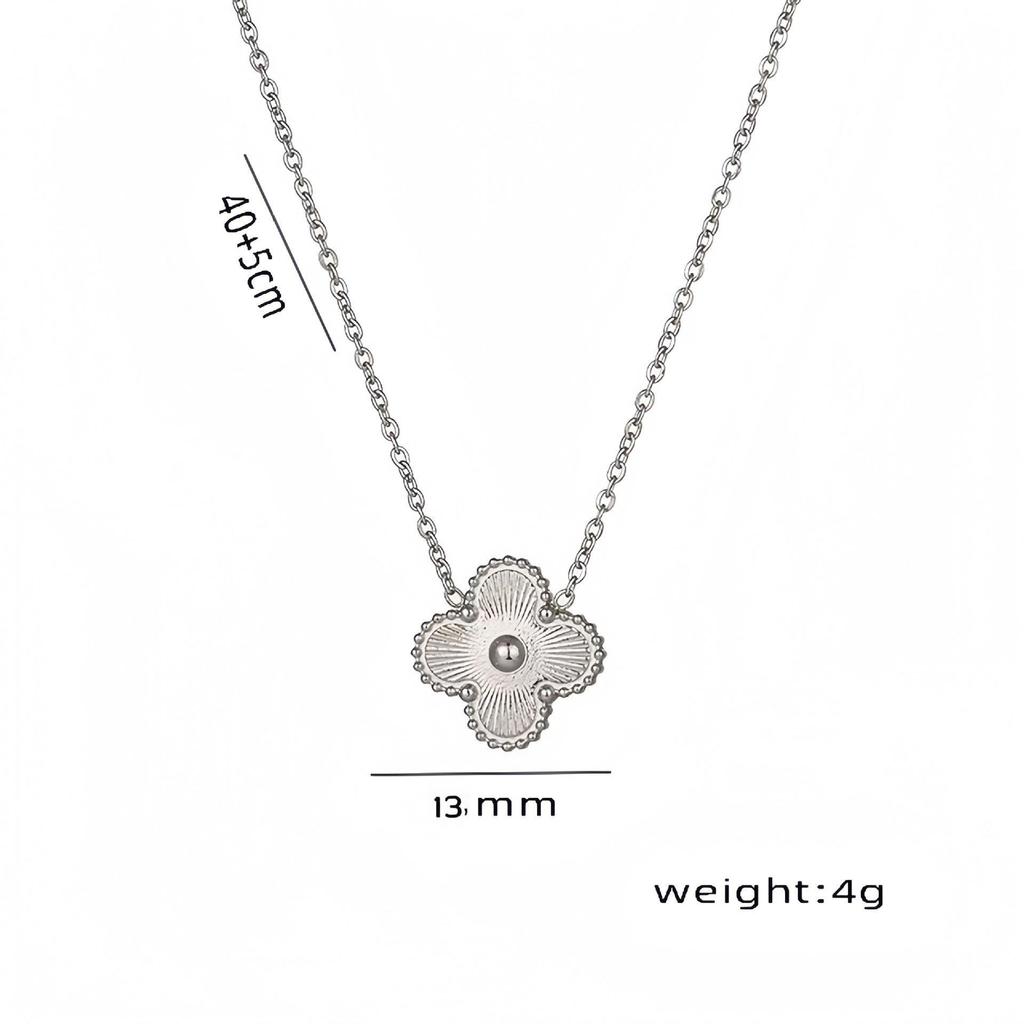 Elegante Bloemen Sieradenset: Titanium Staal Armband & Oorbellen met Vijfbladige Bloemen, Klavertje Vier en Pruimenbloesem Ontwerp