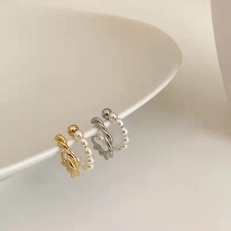 Fashion Pearl Twist Chain Tassel Clip Earrings for Women Unisex Minimalist Fake Piercing Earbone Ear Cuff Jewelry Gifts