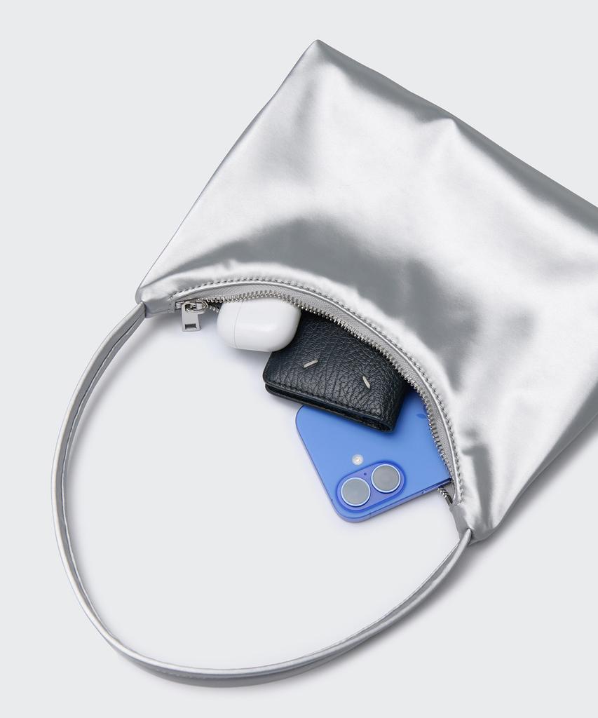 Musinsa Standard Woman Shiny Hobo Bag [Silver]