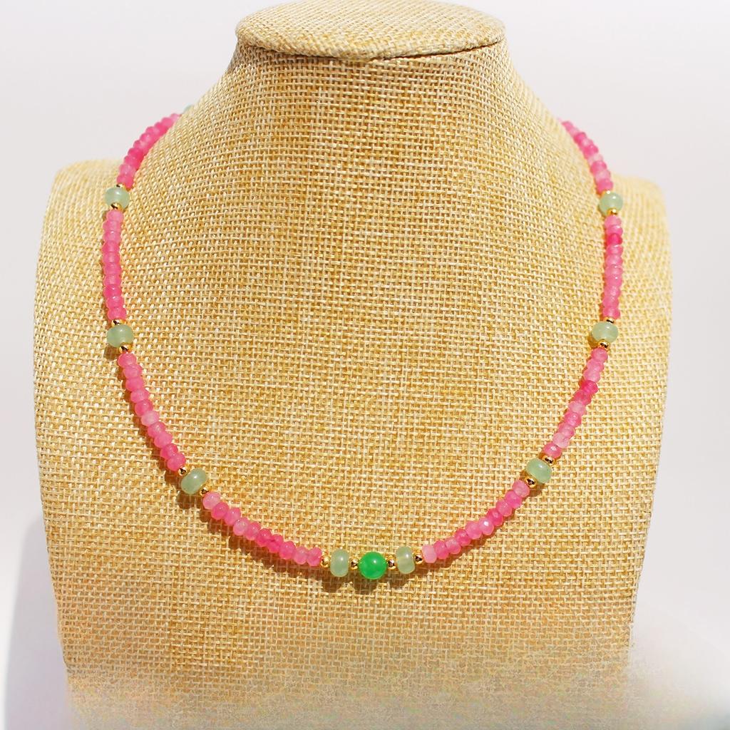 Light Luxury Jewelry Design Pink And Green Tone Natural Stone Beaded Necklace Exquisite Stacking Collarbone Chain 742