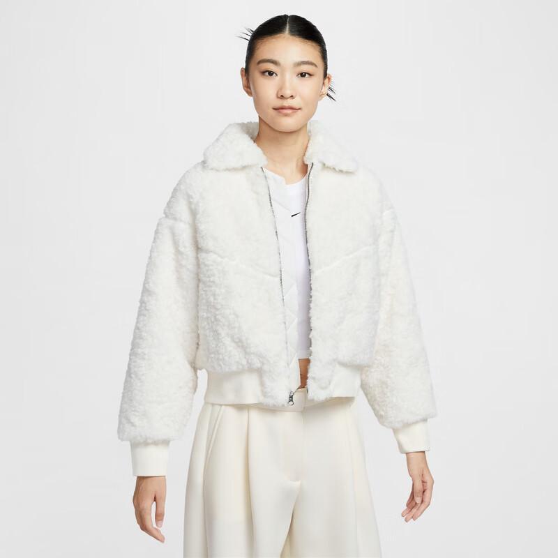 Nike Women s Versatile Faux Fur Jacket S