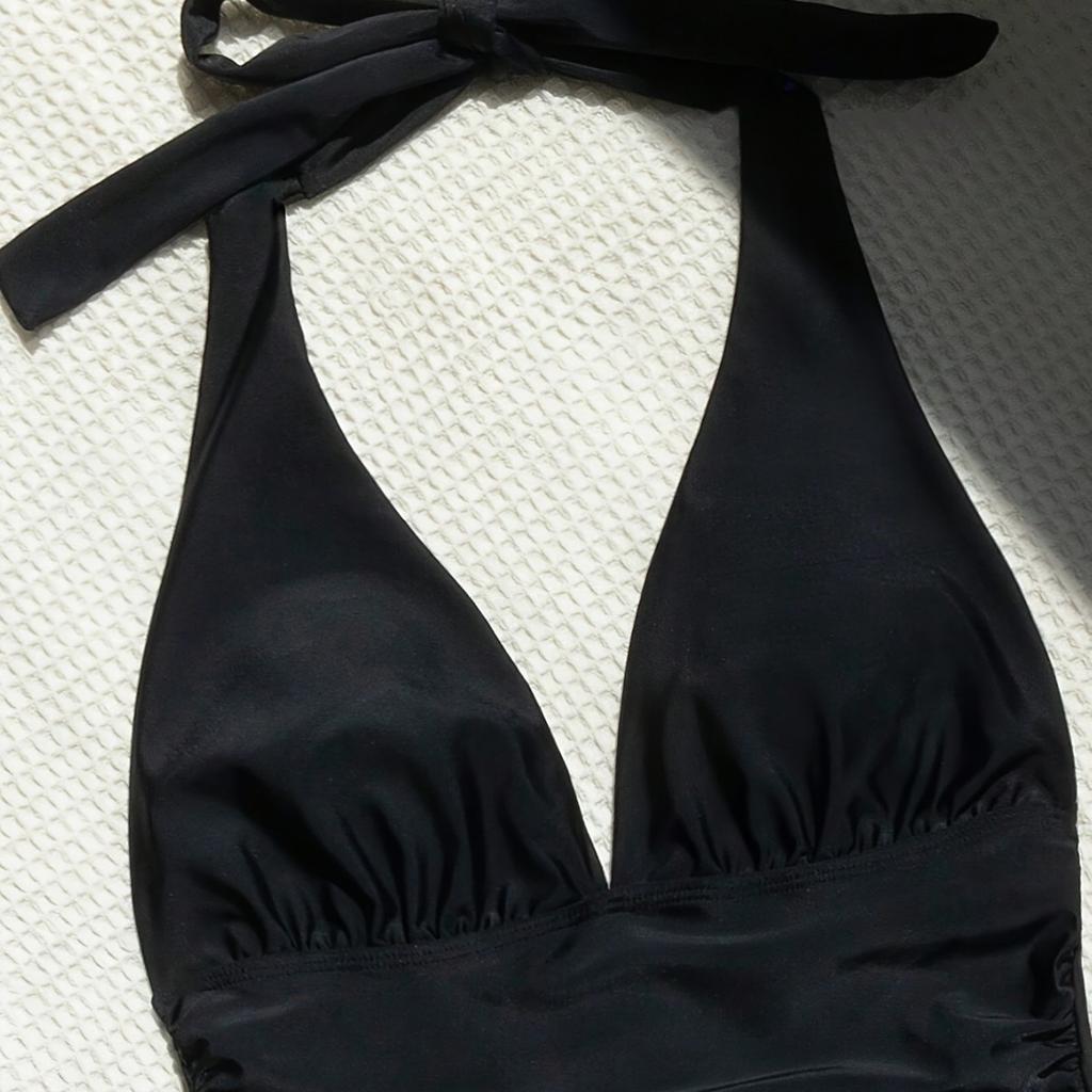 Neuer Europäischer Und Amerikanischer Hals Schwarz Flach Winkel Geteilt Große Größe Bikini Konservativ Gefalteter Badeanzug Damen