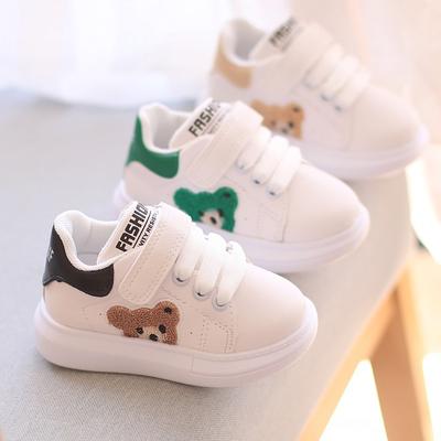 Chaussure de tennis enfant, chaussure de skate fille, petite chaussure blanche simple, collection automne 2025, semelle souple, chaussure de sport décontractée pour garçon, tendance, chaussure décontractée à motif dessin animé